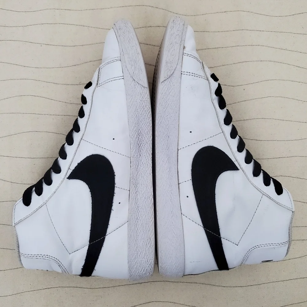 Nike Youth Blazer Mid GS Size White Black Casual Shoes Sneakers CZ7531-100 Sz 6Y